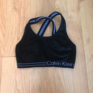 Sports bra